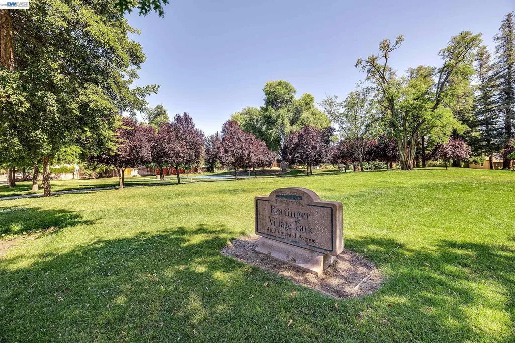 4067 Vineyard Avenue Pleasanton CA 94566