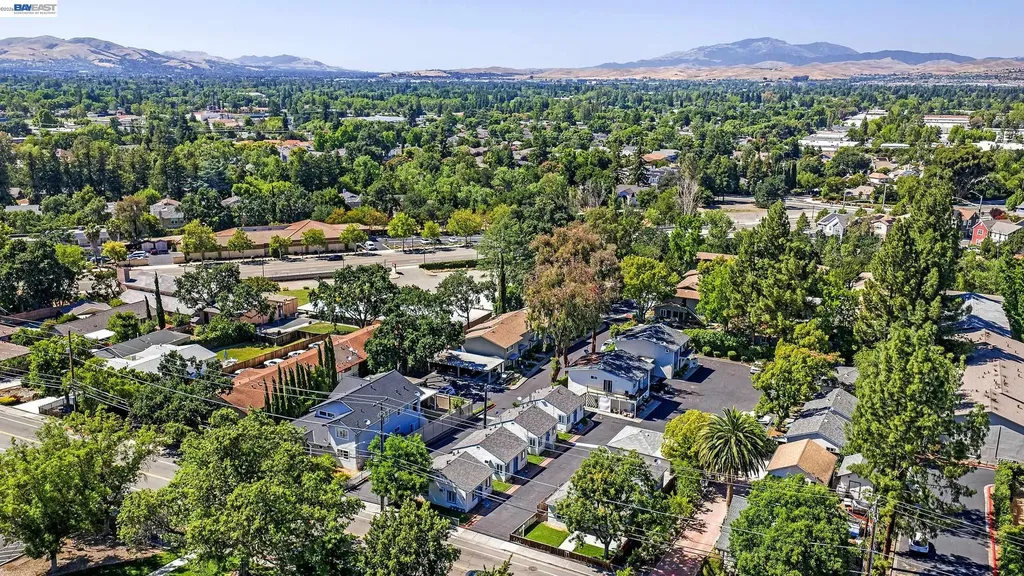 4067 Vineyard Avenue Pleasanton CA 94566