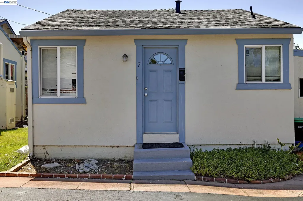 4067 Vineyard Avenue Pleasanton CA 94566