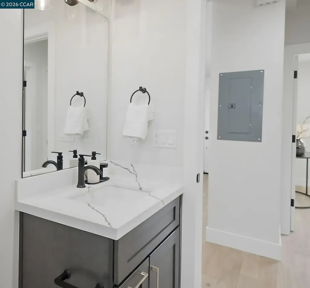3017 Madeline Street Oakland CA 94602