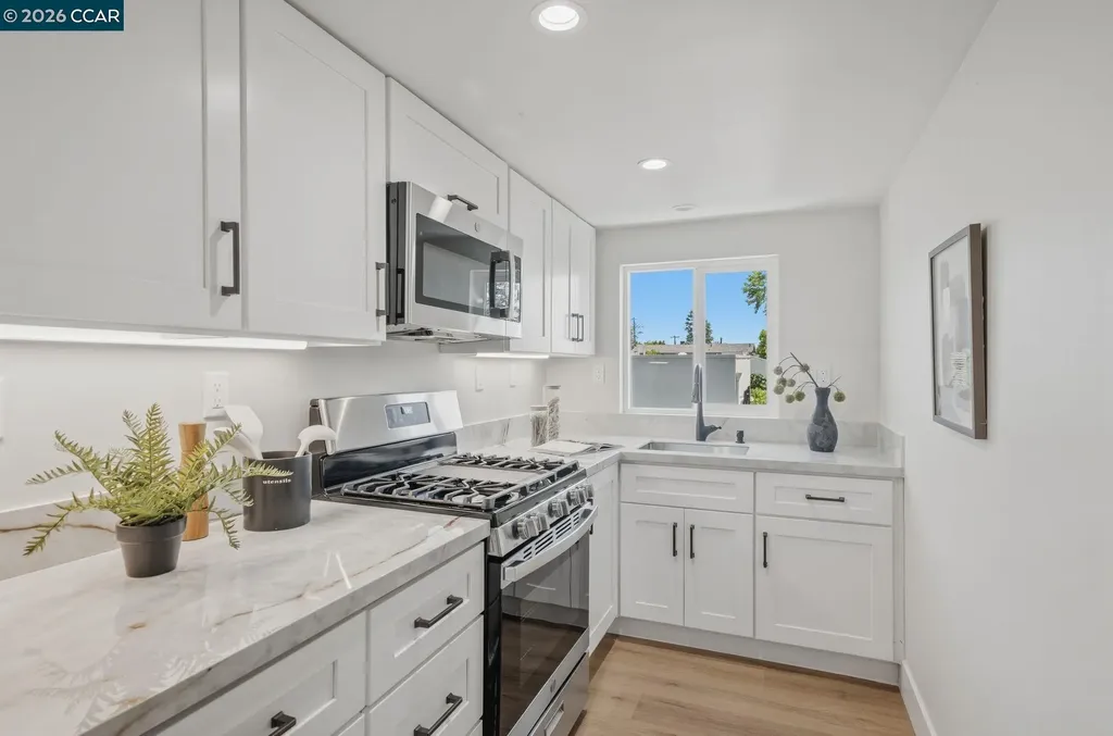 3017 Madeline Street Oakland CA 94602