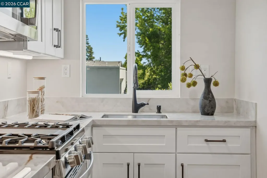 3017 Madeline Street Oakland CA 94602
