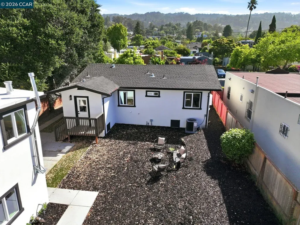 3017 Madeline Street Oakland CA 94602