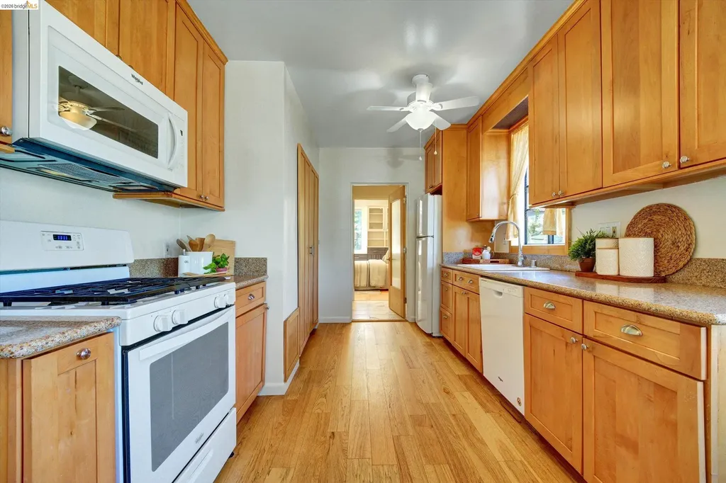 4080 Kuhnle Avenue Oakland CA 94605