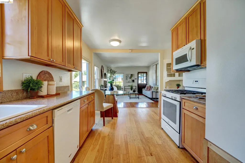 4080 Kuhnle Avenue Oakland CA 94605