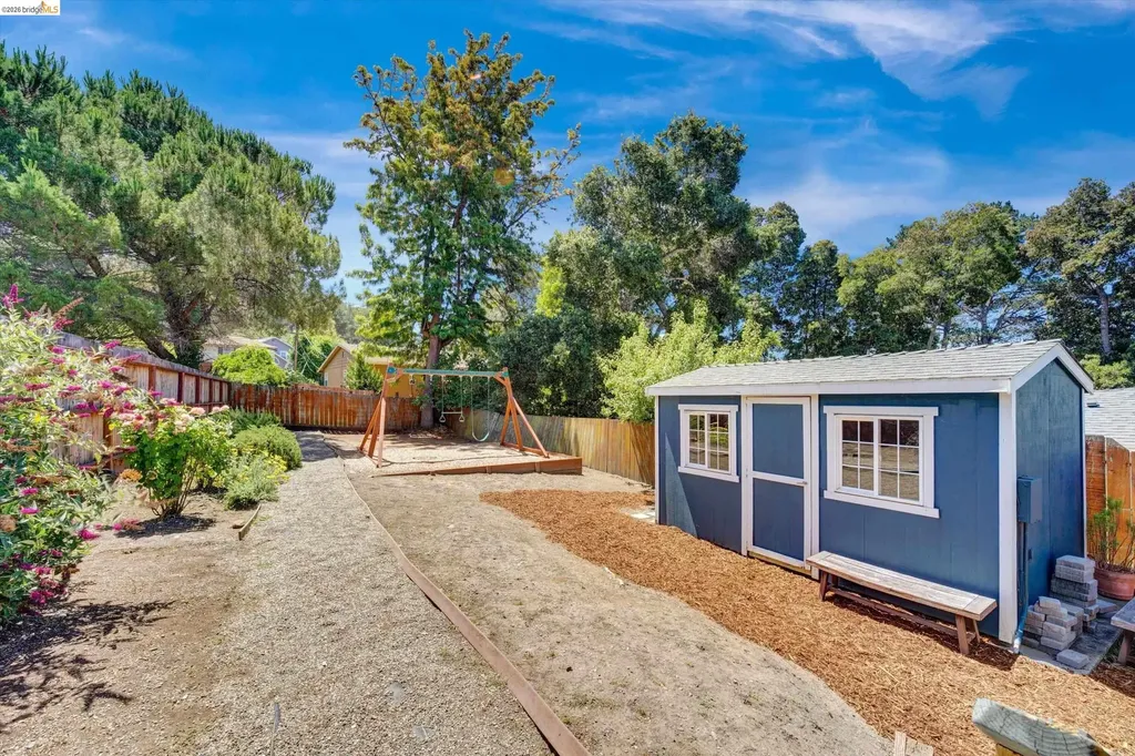 4080 Kuhnle Avenue Oakland CA 94605