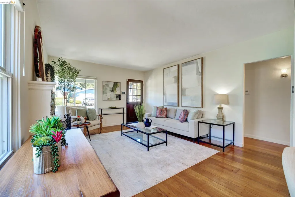 4080 Kuhnle Avenue Oakland CA 94605