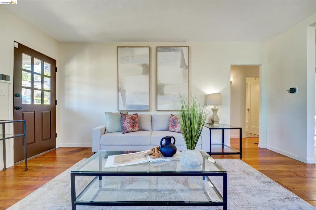 4080 Kuhnle Avenue Oakland CA 94605