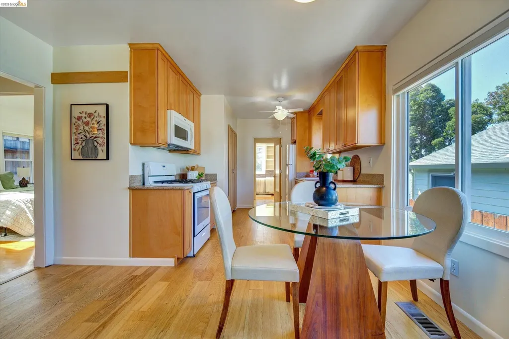 4080 Kuhnle Avenue Oakland CA 94605