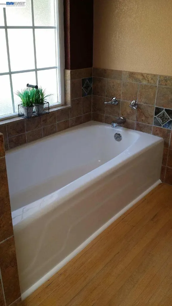 3 Southwaite Court Orinda CA 94523