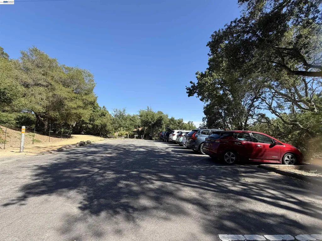 3 Southwaite Court Orinda CA 94523