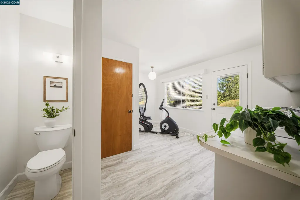 16985 Lamont Court Castro Valley CA 94546