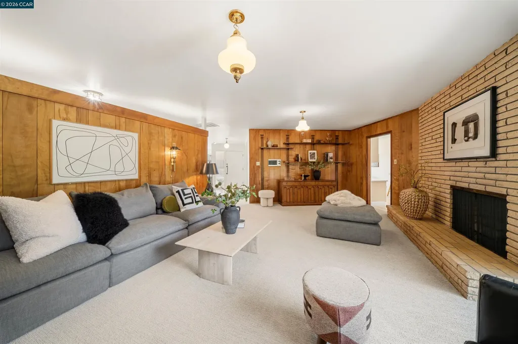 16985 Lamont Court Castro Valley CA 94546