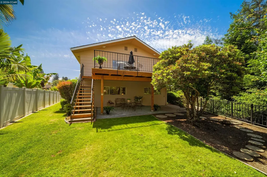 16985 Lamont Court Castro Valley CA 94546