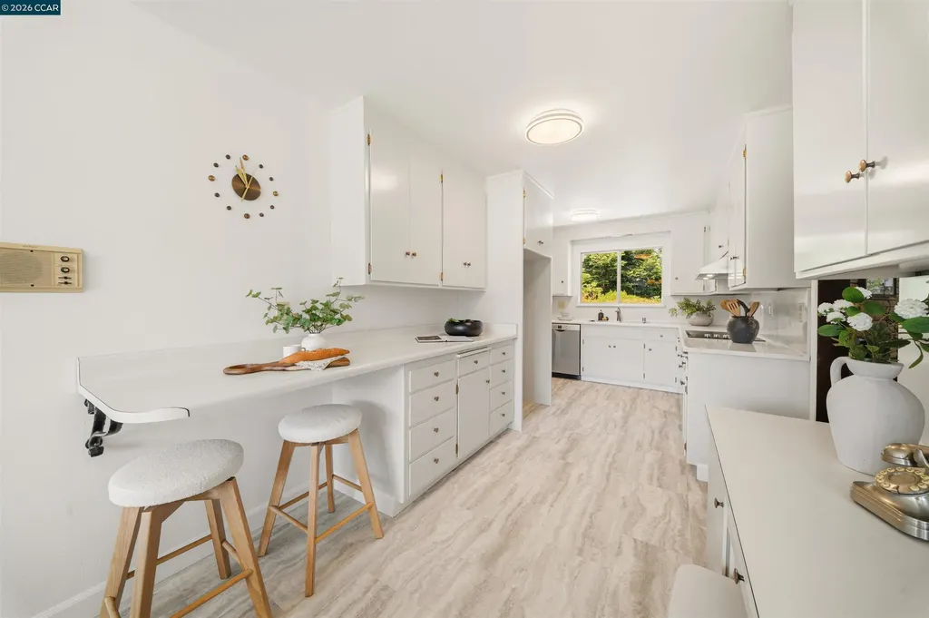16985 Lamont Court Castro Valley CA 94546