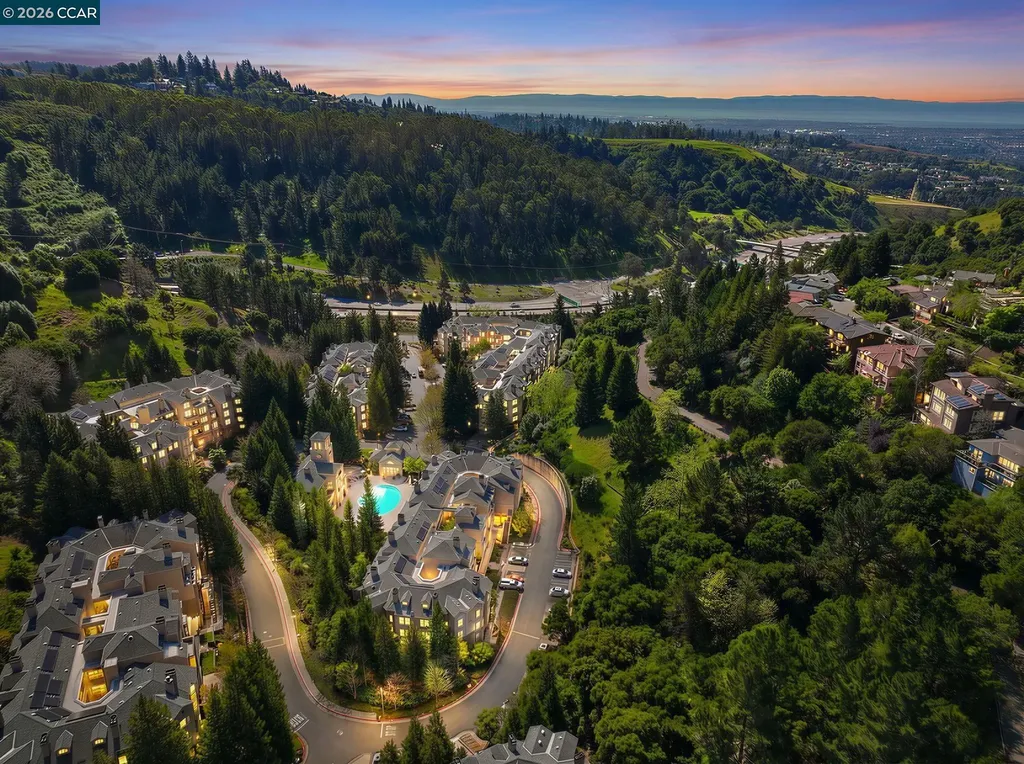 260 Caldecott Lane Oakland CA 94618
