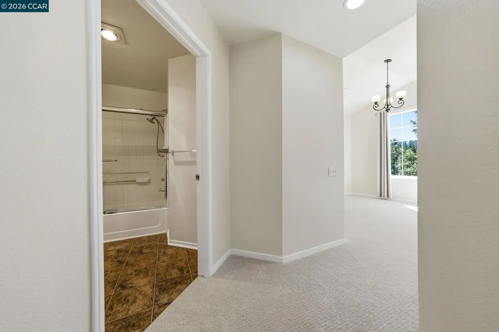 260 Caldecott Lane Oakland CA 94618