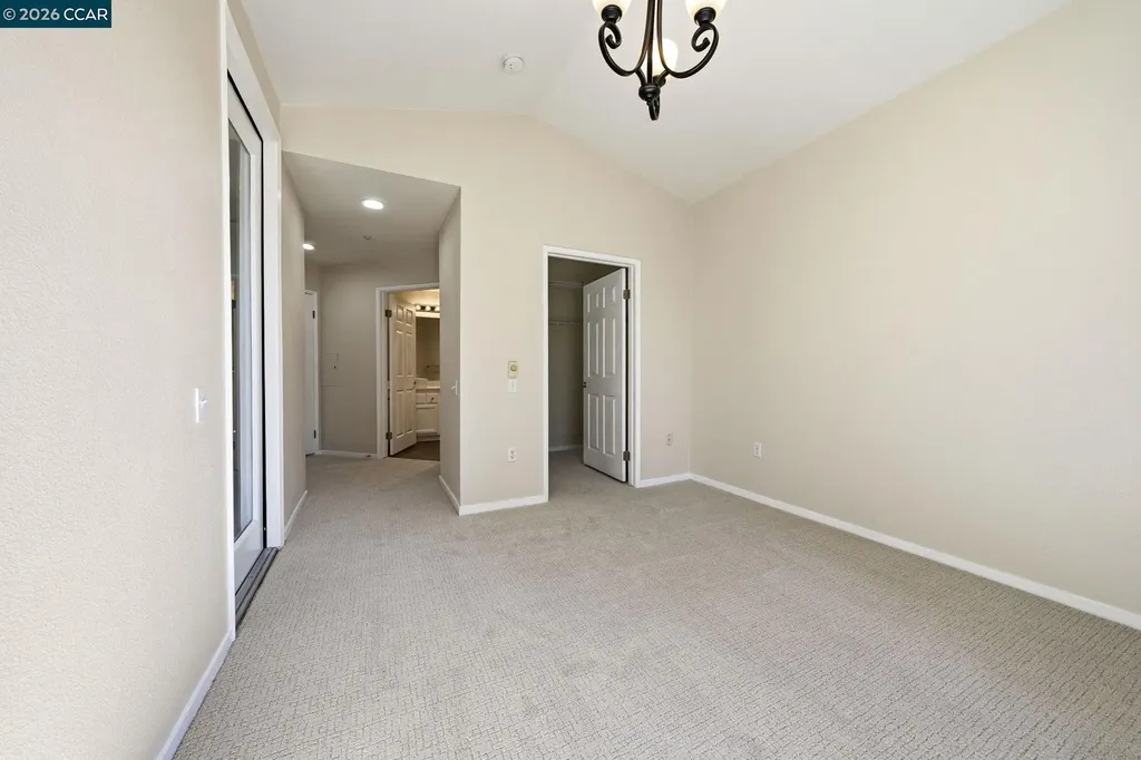 260 Caldecott Lane Oakland CA 94618