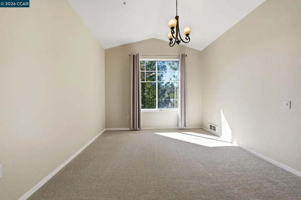 260 Caldecott Lane Oakland CA 94618