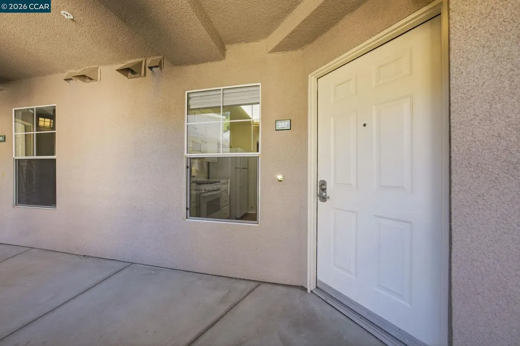 260 Caldecott Lane Oakland CA 94618