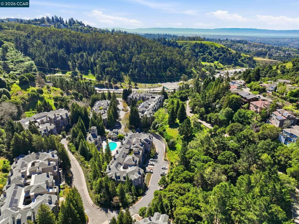 260 Caldecott Lane Oakland CA 94618