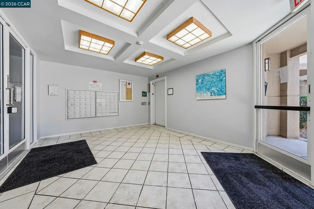 260 Caldecott Lane Oakland CA 94618