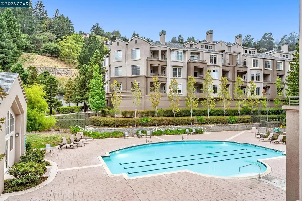 260 Caldecott Lane Oakland CA 94618