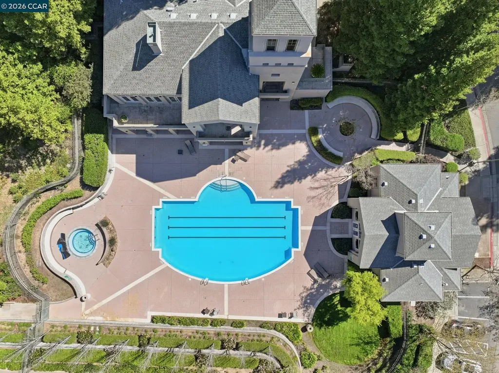 260 Caldecott Lane Oakland CA 94618