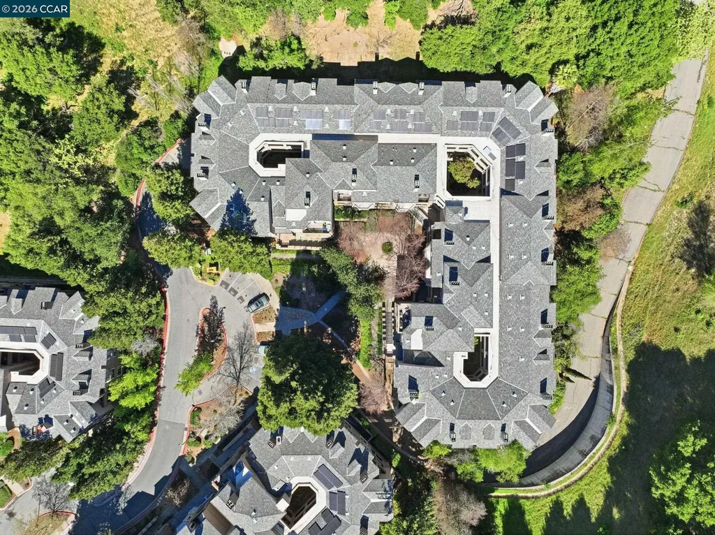 260 Caldecott Lane Oakland CA 94618