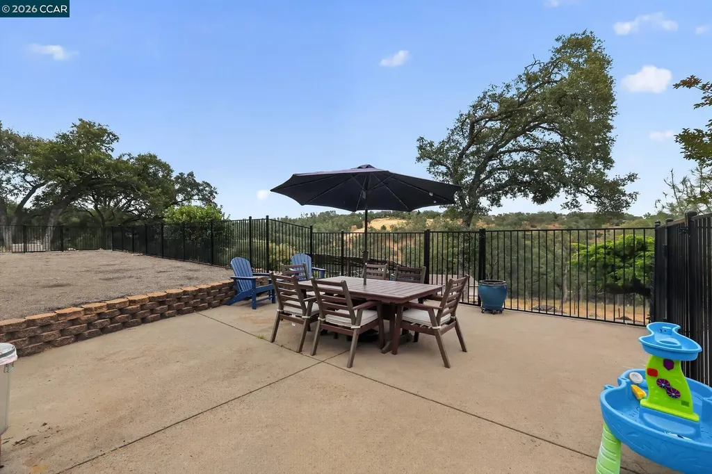 6561 Crystal Boulevard El Dorado CA 95623