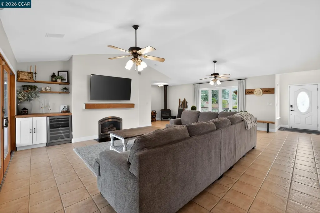 6561 Crystal Boulevard El Dorado CA 95623