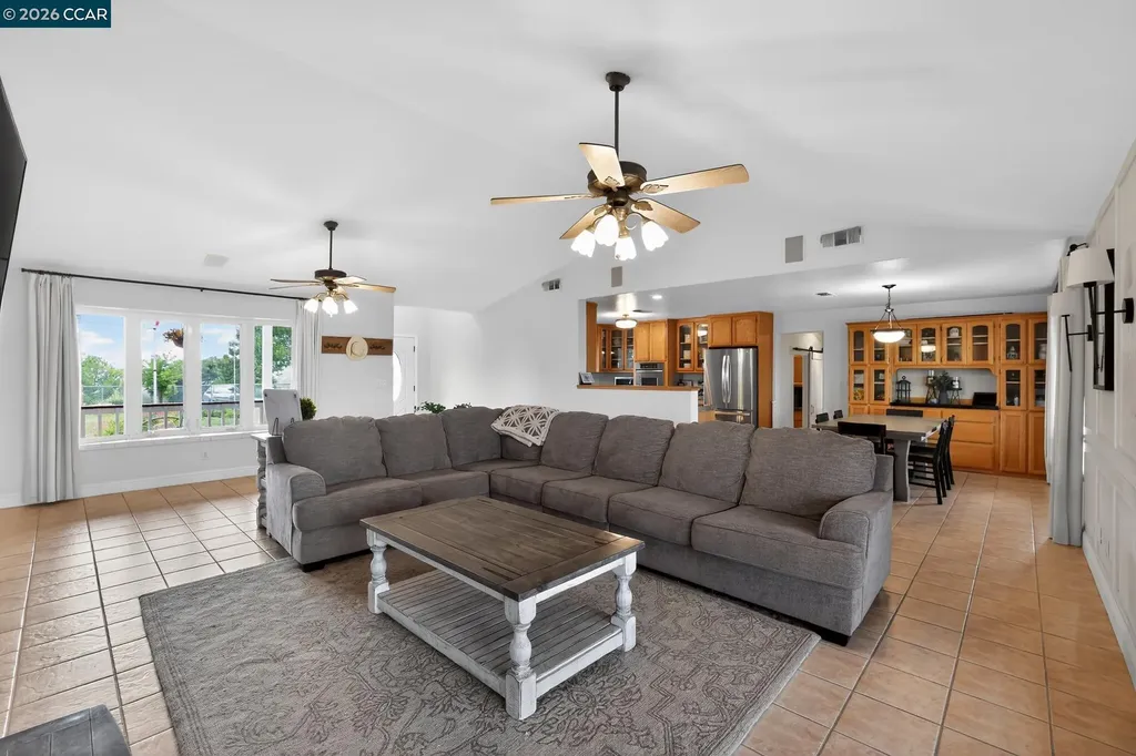 6561 Crystal Boulevard El Dorado CA 95623