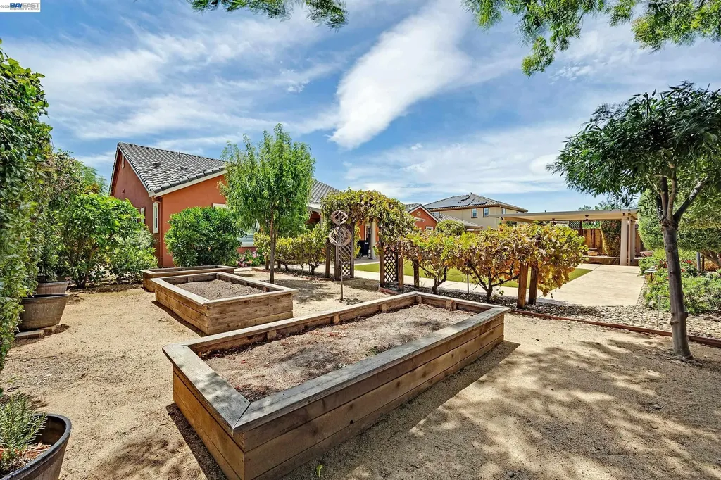 389 Havasu Court Brentwood CA 94513