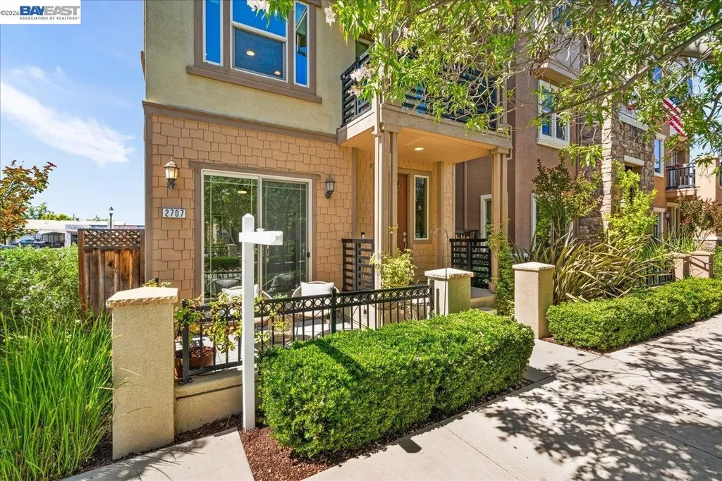 2707 Hollingbury Common Livermore CA 94550