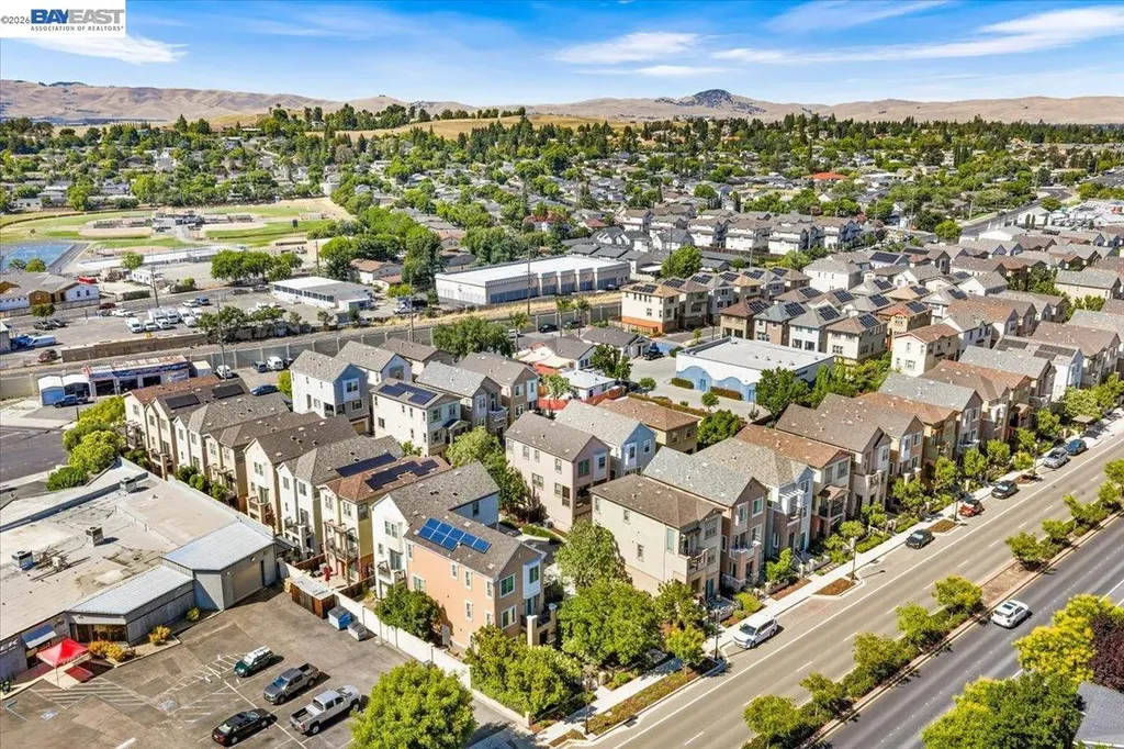2707 Hollingbury Common Livermore CA 94550