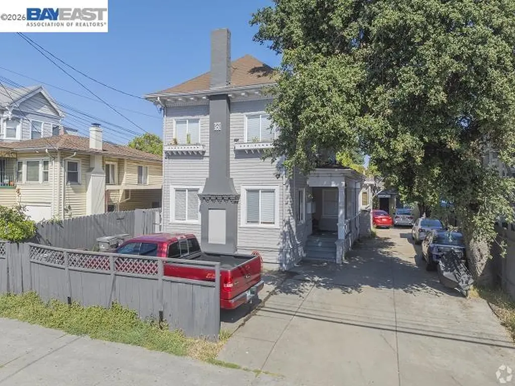 1832 Fruitvale Avenue Oakland CA 94601