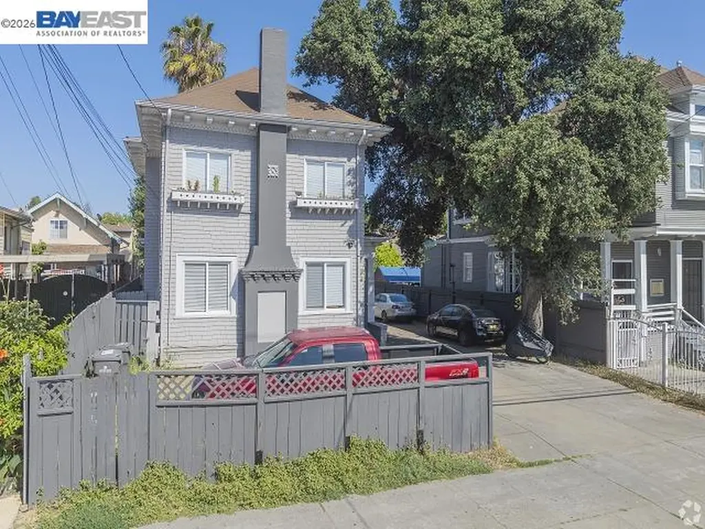 1832 Fruitvale Avenue Oakland CA 94601