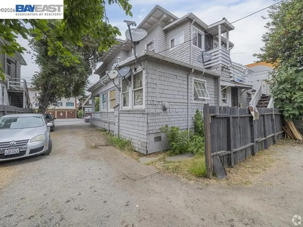 1832 Fruitvale Avenue Oakland CA 94601