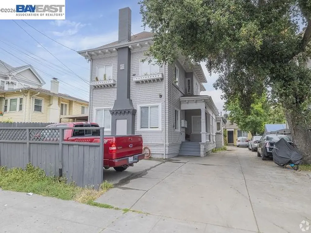 1832 Fruitvale Avenue Oakland CA 94601