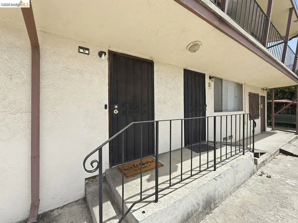 933 41st Street Oakland CA 94608