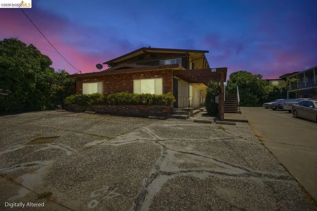 933 41st Street Oakland CA 94608