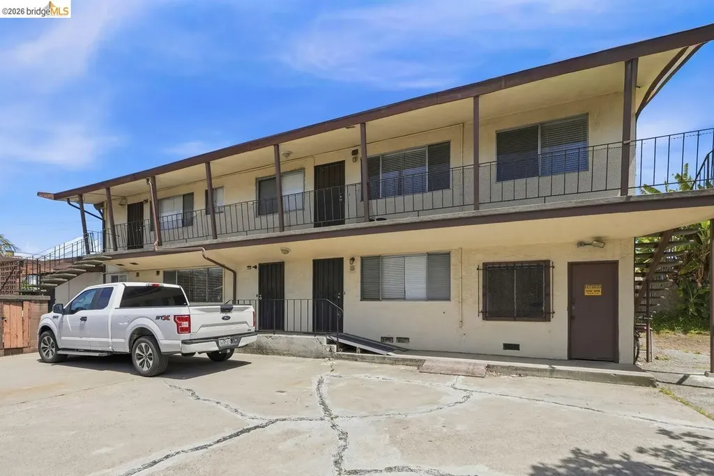933 41st Street Oakland CA 94608