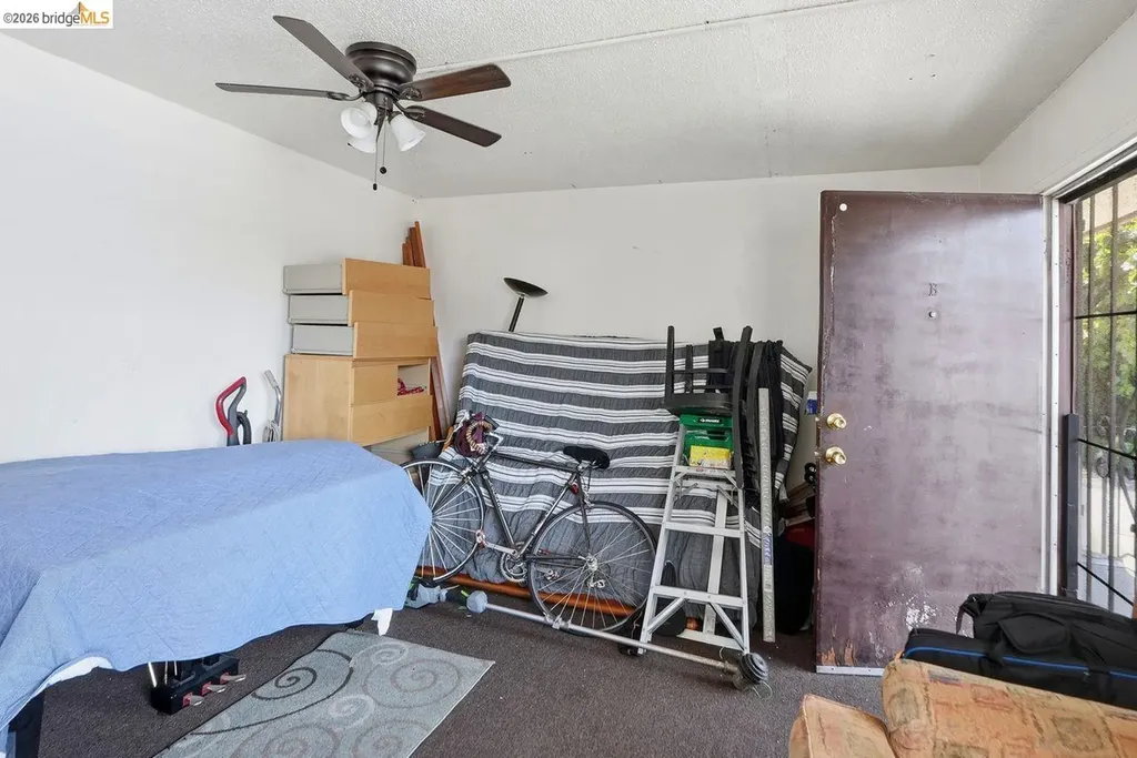 933 41st Street Oakland CA 94608