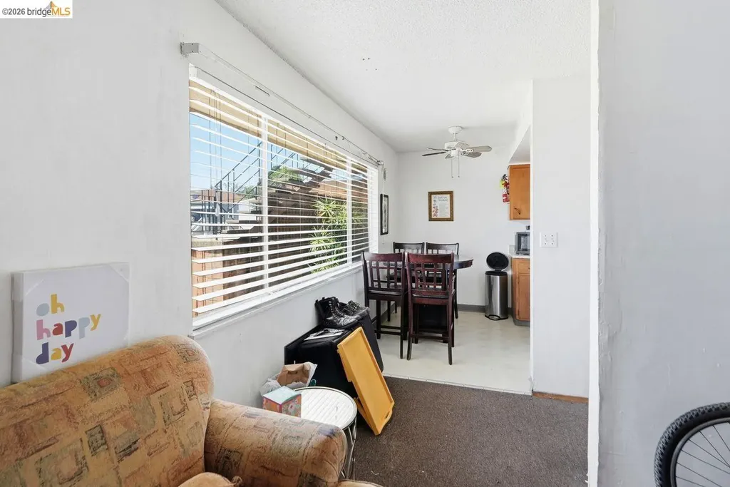 933 41st Street Oakland CA 94608