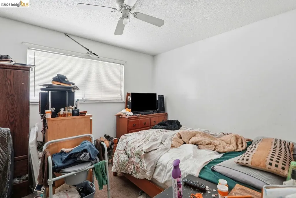 933 41st Street Oakland CA 94608