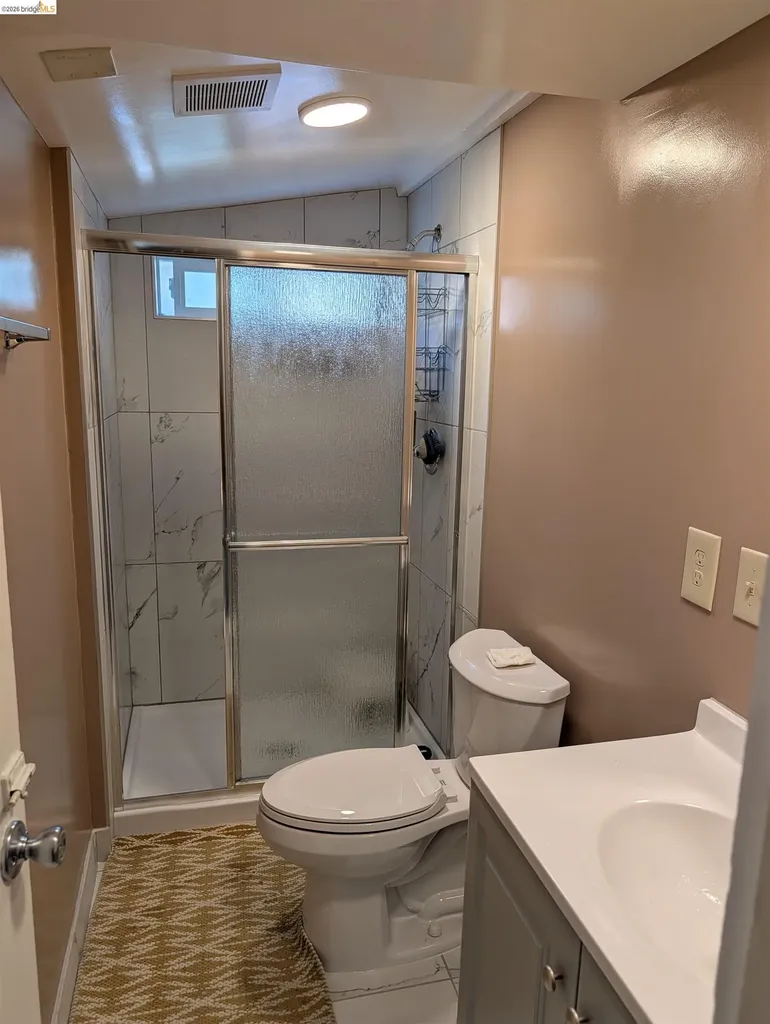 1086 66th Street Oakland CA 94608