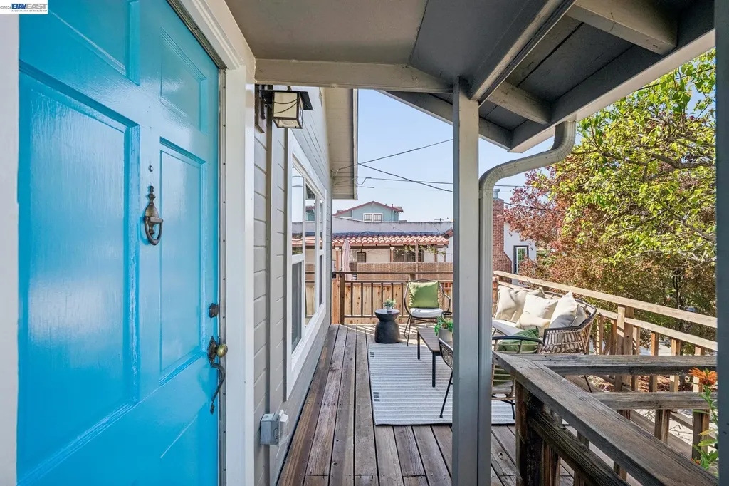 2452 Potomac Street Oakland CA 94602