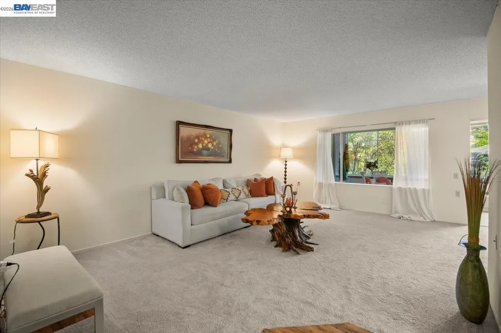 3441 Tice Creek Drive Walnut Creek CA 94595