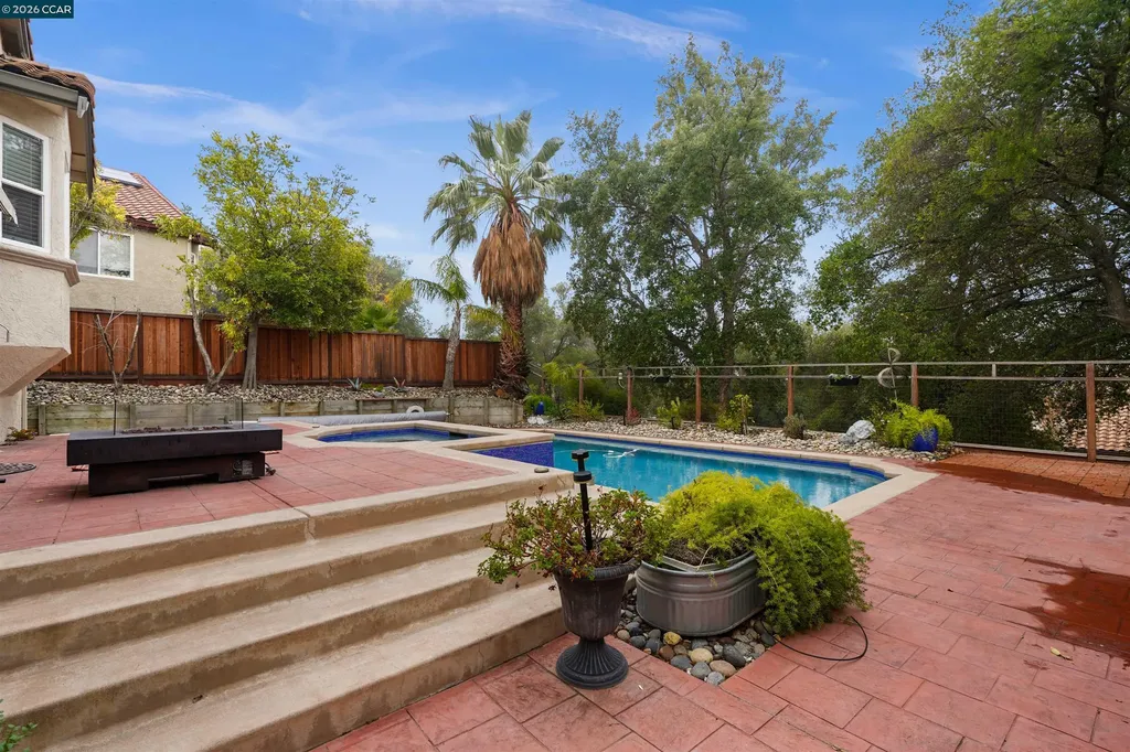 2063 Bluerock Court Concord CA 94521