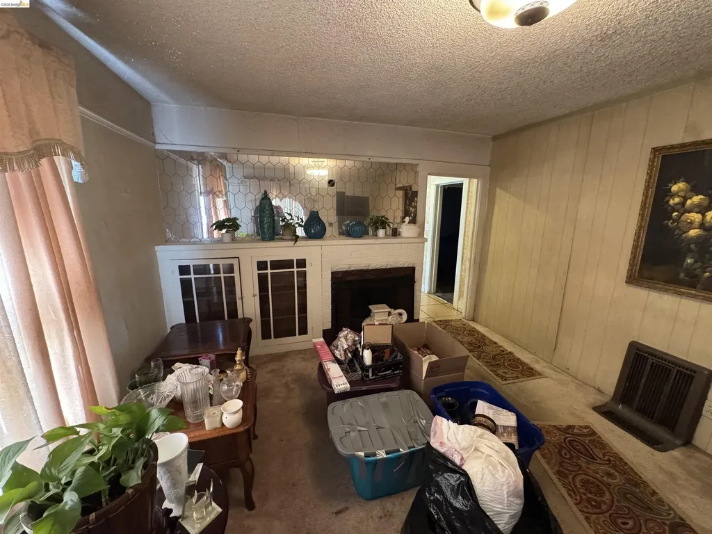 2233 85th Avenue Oakland CA 94605